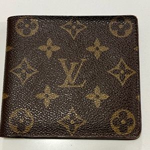 Louis Vuitton Bi-Fold Wallet